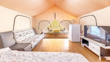 Basic Room, 1 Bedroom (jinine) | Free WiFi