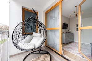 Deluxe Apartment | Balcony
