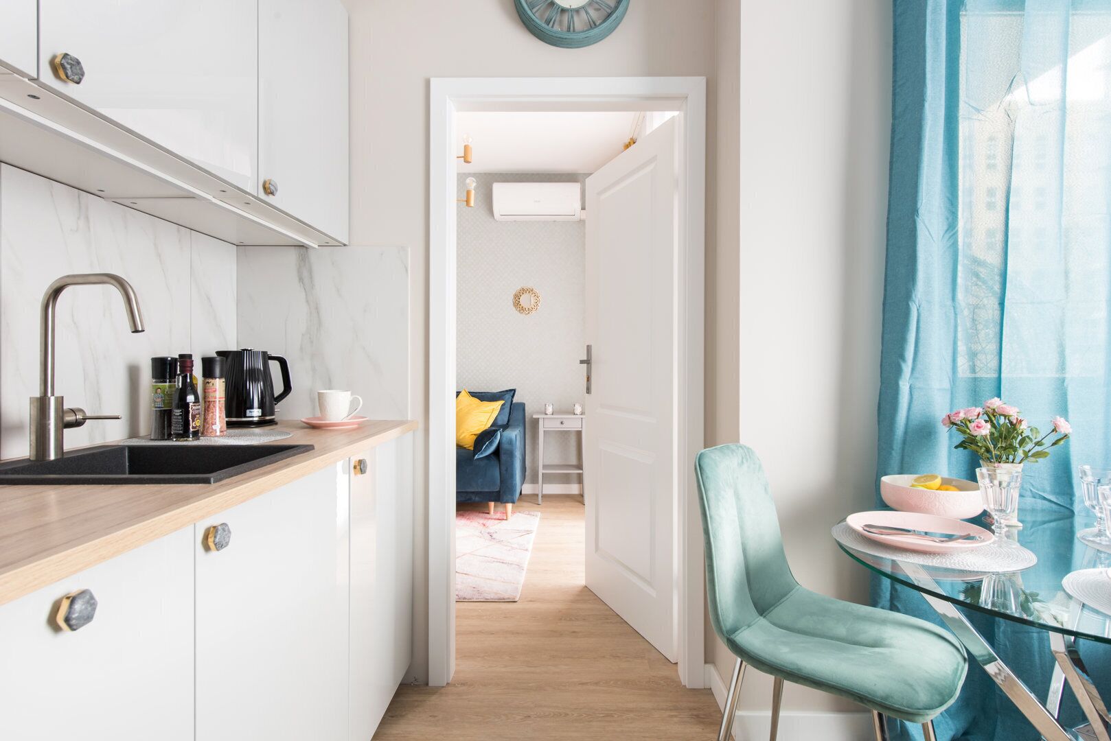 Deluxe Apartment | Iron/ironing board, free WiFi, bed sheets