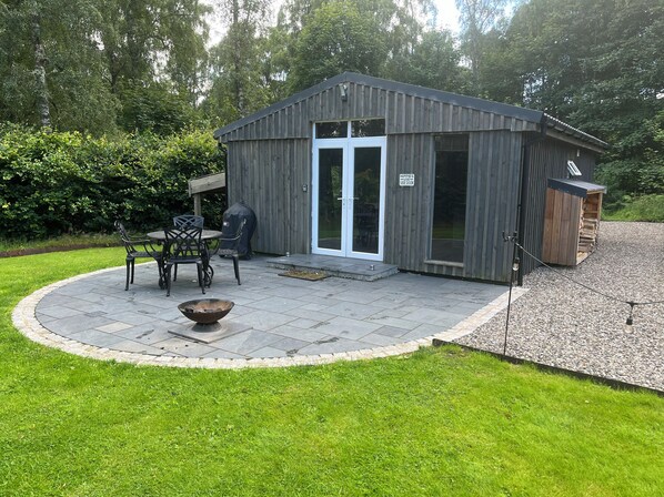 Cottage | Outdoor dining - Backstage (Pitlochry)