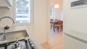 Uklassifisert bilde, 2 av 45, knapp