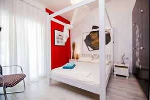 3 dormitorios, tabla de planchar con plancha, cuna de viaje y wifi