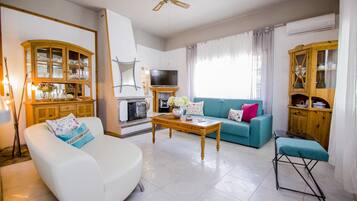 Fernseher, Kamin, Stereoanlage, Arbeitsbereiche