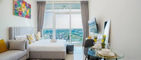 Design Studio | Iron/ironing board, free WiFi, bed sheets