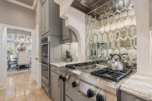 Fridge, microwave, oven, stovetop - Luxurious Home-Resort Style Pool & Game Room (Plano)