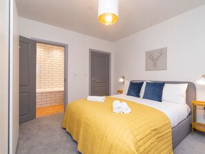 2 Schlafzimmer, Bügeleisen/Bügelbrett, kostenloses WLAN, Bettwäsche