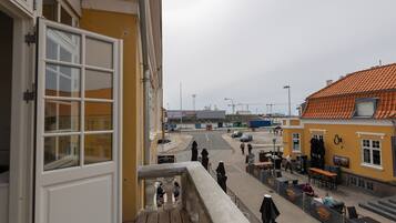 Luksus-lejlighed - 3 soveværelser - balkon (6 persons) | Terrasse/gårdhave