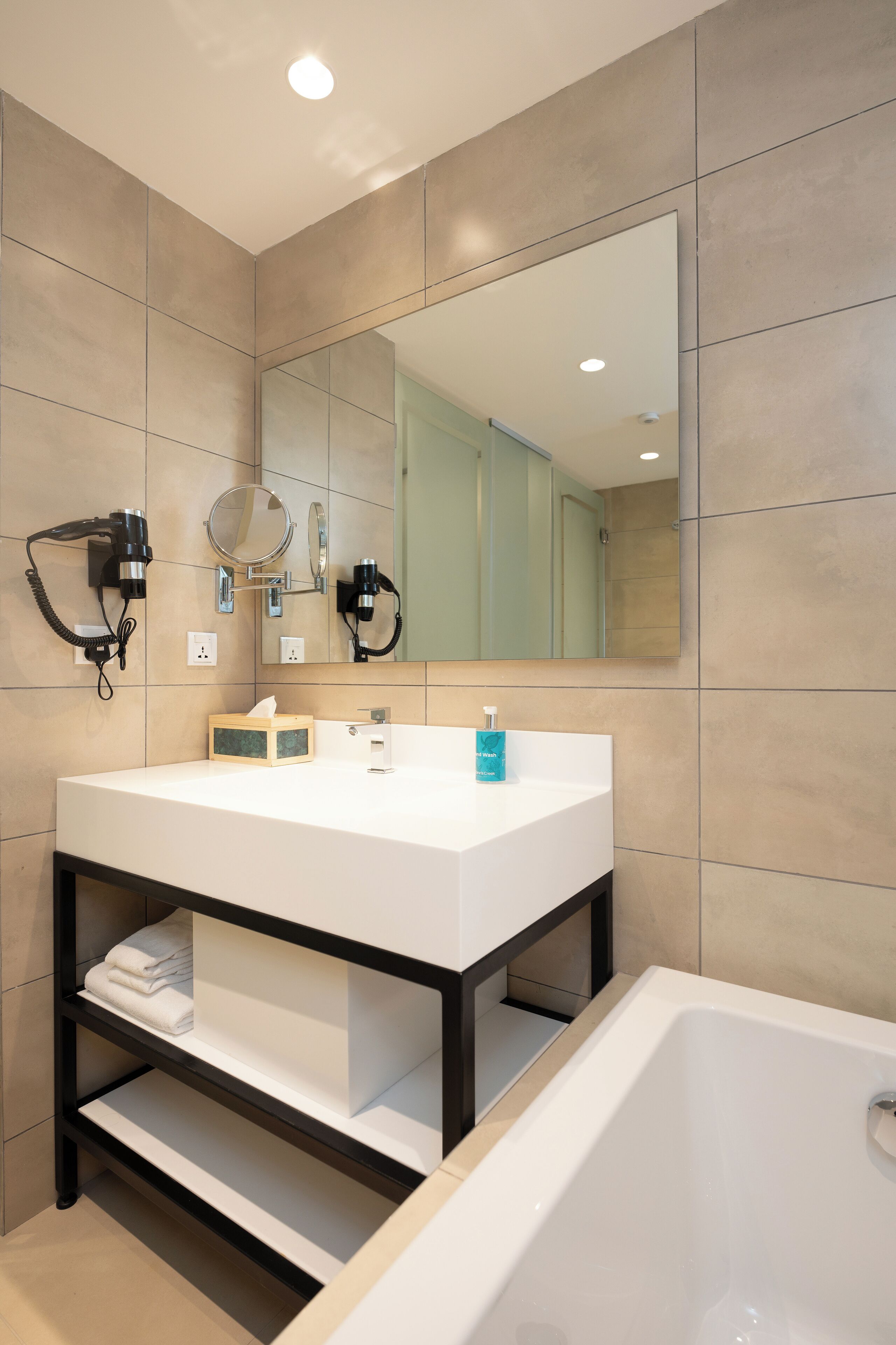 Foto - Ocean's Creek Beach Hotel