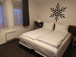 2 Schlafzimmer, Bügeleisen/Bügelbrett, WLAN, Bettwäsche