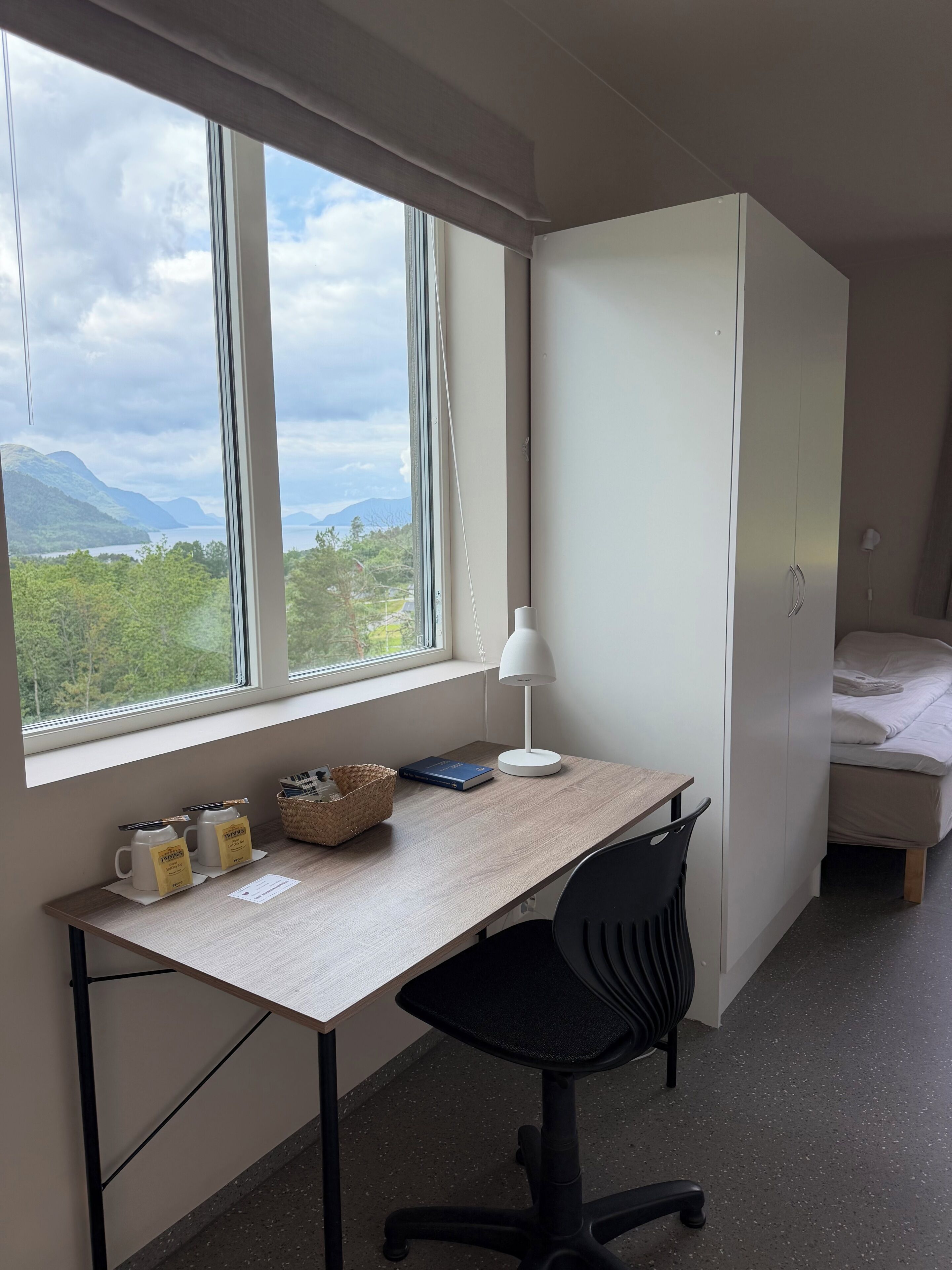 Twin Room, 2 Twin Beds | Desk, laptop workspace, free WiFi, bed sheets