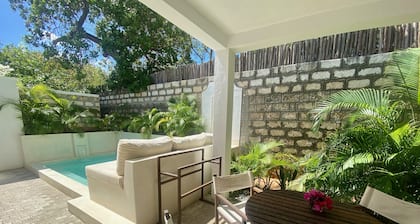 One bedroom villa for 2 adults with private pool