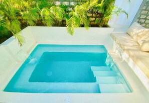 Utomhuspool