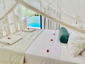 1 bedroom, in-room safe, desk, iron/ironing board