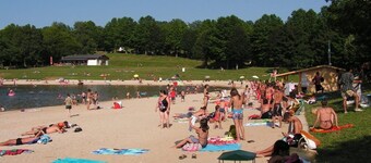 A 5 Minutes à Pied du Bourg , Maison Avec Jardin Arboré