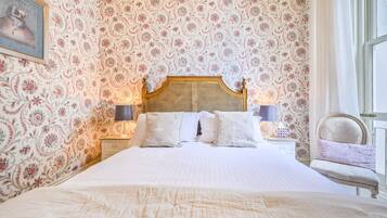 1 dormitorio, escritorio, tabla de planchar con plancha y wifi gratis