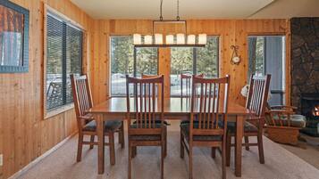 Nhà, 3 phòng ngủ | Khu ăn uống