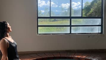 1 phòng trị liệu, dịch vụ massage