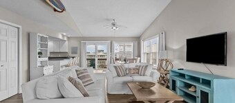 Life Of Sea-renity / 112 Burlington Street 3 Bedroom Home by RedAwning