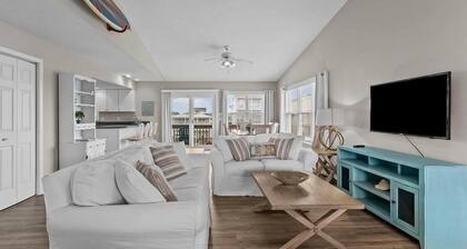 Life Of Sea-renity / 112 Burlington Street 3 Bedroom Home by RedAwning