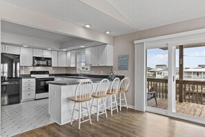 House, 3 Bedrooms | Private kitchen | Fridge, oven, coffee/tea maker, toaster - Life Of Sea-renity / 112 Burlington Street 3 Bedroom Home by RedAwning (Supply)