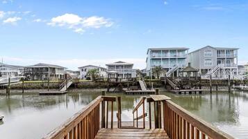 House, 3 Bedrooms | Exterior