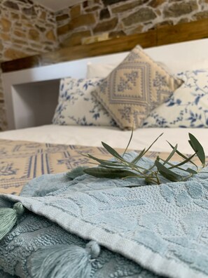 Matelas mémoire de forme, coffres-forts dans les chambres