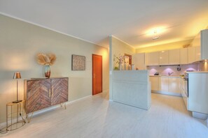 Interior - Emotion Lake View (Mendrisio)