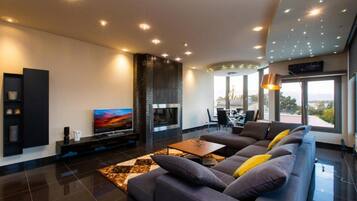 Villa, fumatori | 4 camere