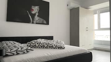 Exclusive Apartment | Egyptian cotton sheets, premium bedding, down duvets, pillow-top beds