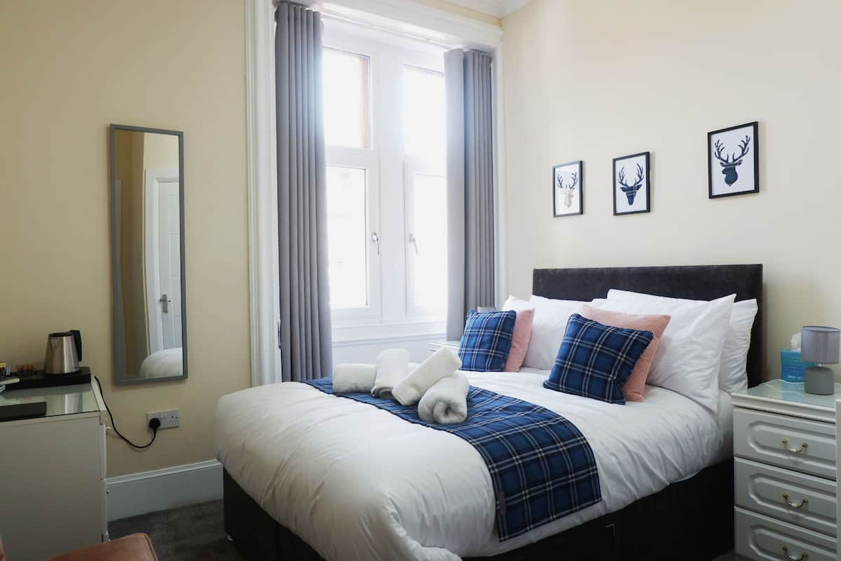1 bedroom, free WiFi, bed sheets