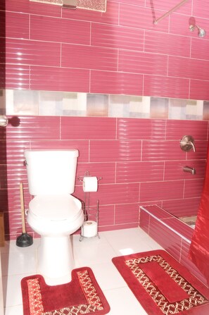 Bathroom - vision with dreams villa (Runaway Bay)