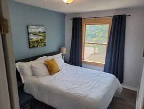 3 chambres, bureau, fer et planche à repasser, Wi-Fi gratuit