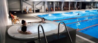 Unique Penthouse Lakeview W19