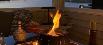 Luxury Mill River waterfront cottage w/ fireplace