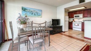 Dining - Resort Attractions (Willis)