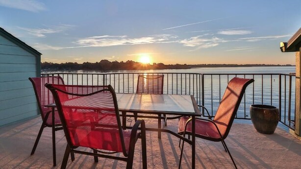 Property grounds - Resort Attractions (Willis)