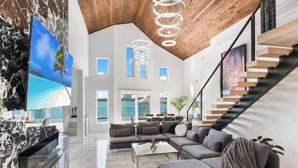 Smart TV, fireplace, stereo, offices - Bayfront Escape Poolside Luxury Villa with Sunset Views (North Bay Village)