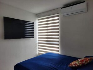 2 bedrooms, in-room safe, iron/ironing board, free WiFi
