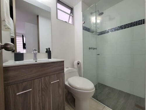 Beautiful & Comfortable Apartment with A/C in Residential Unit