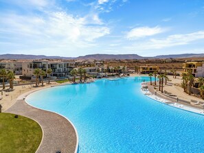 Pool - Desert Daydream: Desert Color Lagoon + Beaches (St. George)