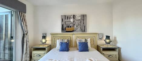 2 多间卧室、熨斗/熨衣板、免费 WiFi、床单