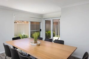 Dining - Contemporary Living in the CBD (Wagga Wagga)