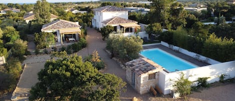 Piscine extérieure, piscine chauffée