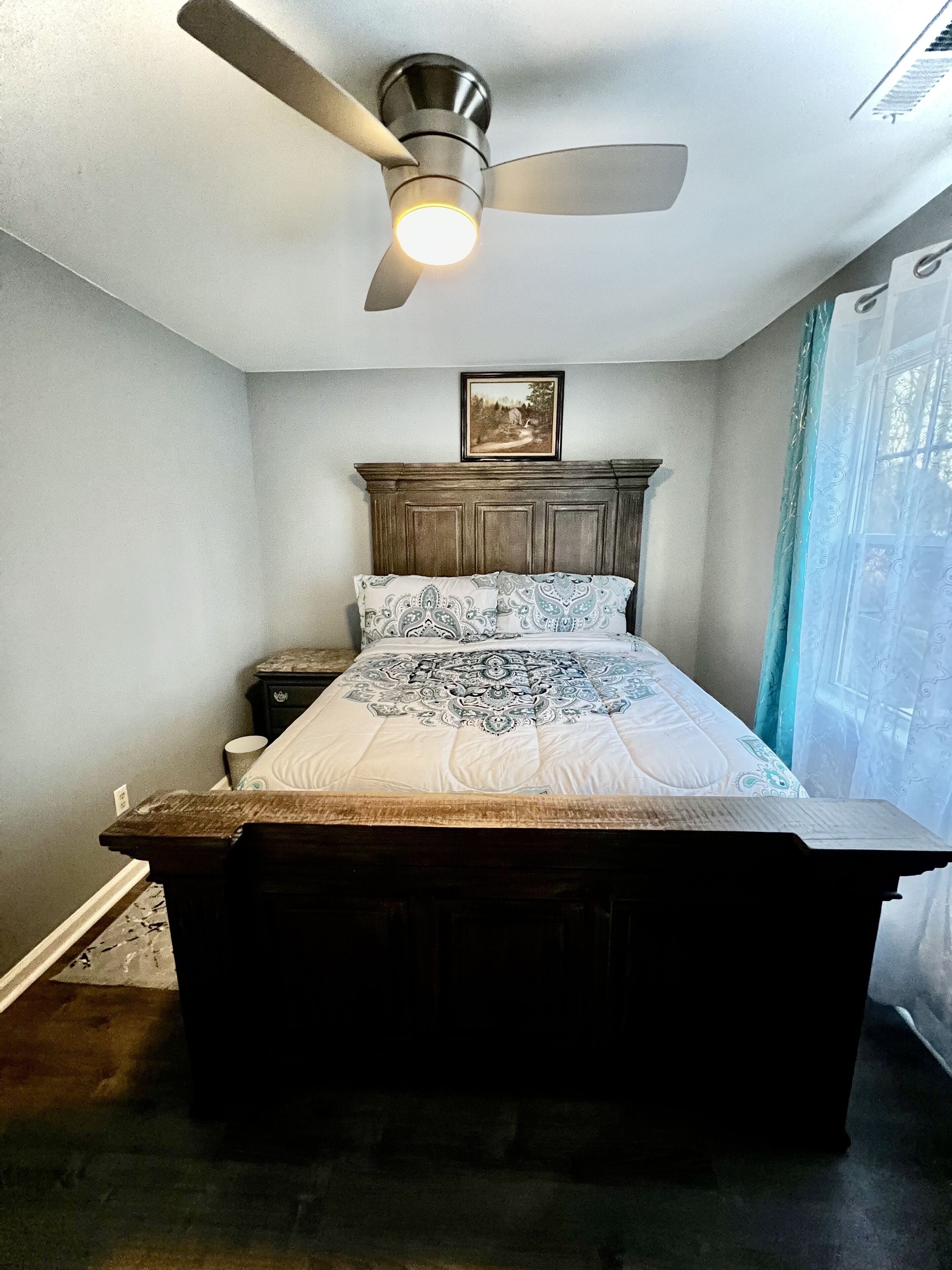 2 bedrooms, iron/ironing board, free WiFi, bed sheets