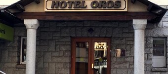 Somriu Oros Hotel