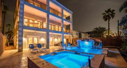 Modern Pool - Spa - Huge Game Room - Sleeps 36