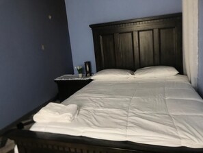 2 bedrooms, WiFi, bed sheets