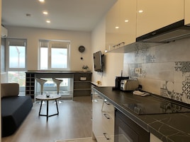 Signature Penthouse | 3 bedrooms, Egyptian cotton sheets, premium bedding, down comforters
