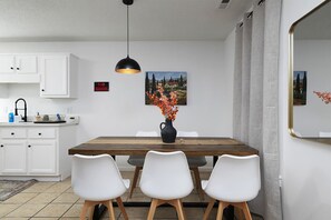 Dining - 3 Bed 2 Bath Renovated Cozy Rustic Home (Rome)