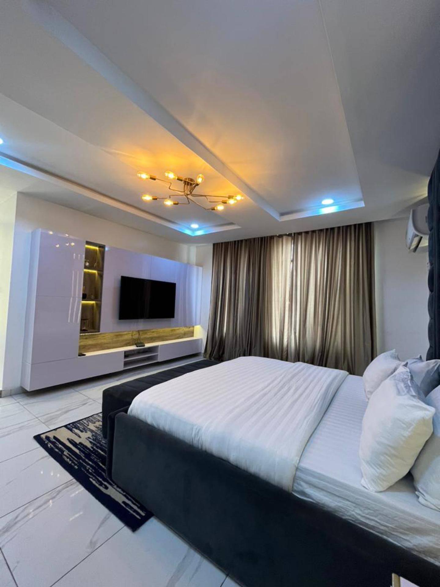 Lovely 3-bed With a Pool Next to Four Point